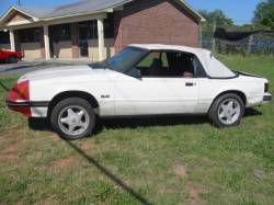 1984 Ford Mustang 5.0 - White