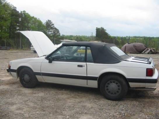87-93 Ford Mustang Convertible 5 Automatic - White