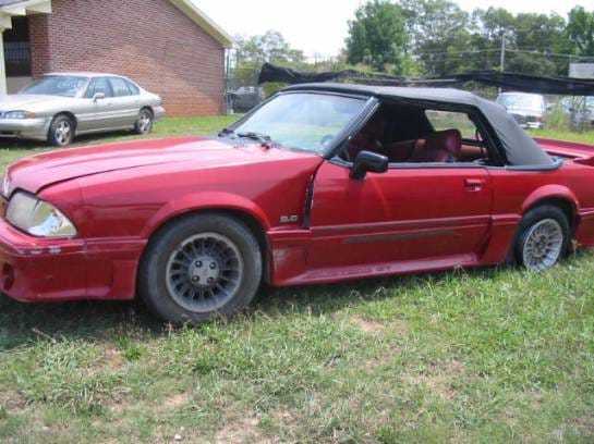1988 Ford Mustang 5.0 HO 5-Speed - Red