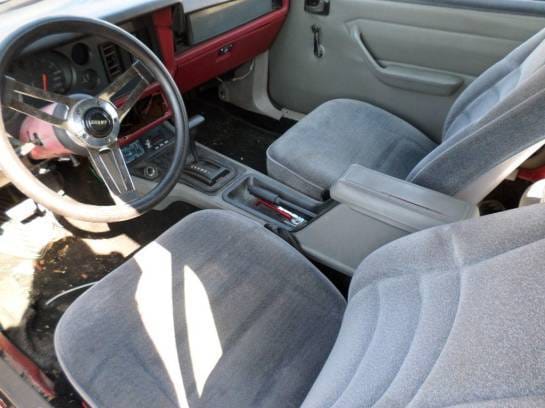 1983 Ford Mustang Convertible 5 AOD - Red thumbnail 5