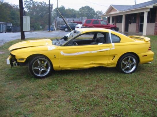 1995 Ford Mustang 5.0 -Cobra Intake 5-Speed - Yellow
