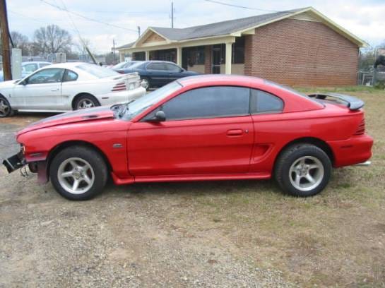 1995 Ford Mustang 5.0 5 Speed - Red & Black