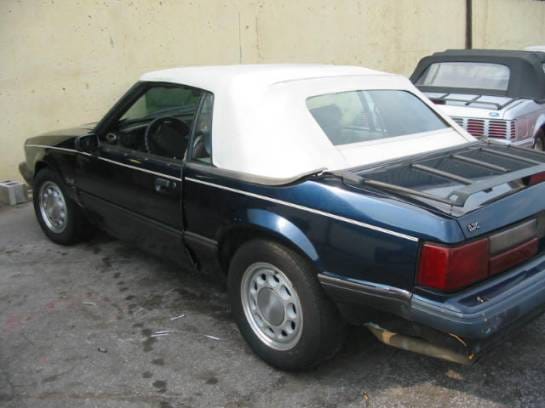 1990 Ford Mustang 5.0 Automatic - Blue