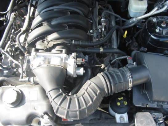 2005 V6 Mustang Coupe- Black thumbnail 3