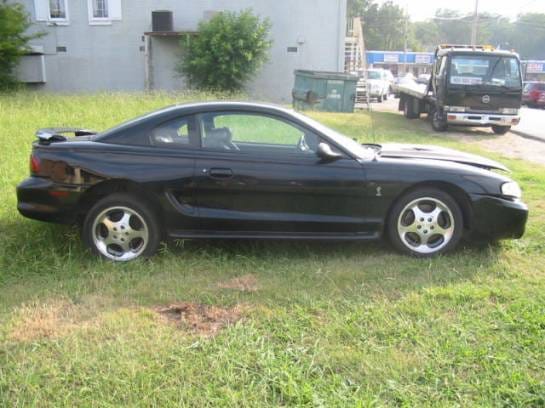 94-98 Ford Mustang Coupe 4.6 Manual - Black