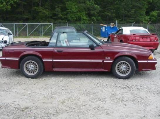 87-93 Ford Mustang Convertible 5 Automatic - Red