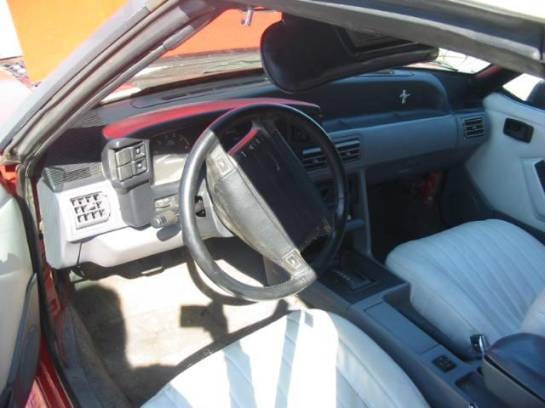 87-93 Ford Mustang Convertible 5 Automatic - Red thumbnail 4