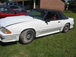 87-93 Ford Mustang Convertible 5 Automatic - White