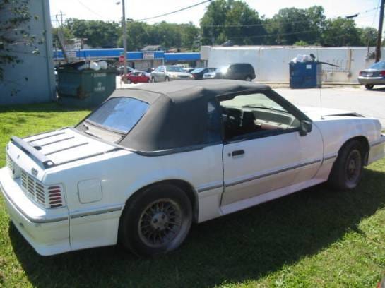 87-93 Ford Mustang Convertible 5 Automatic - White thumbnail 2