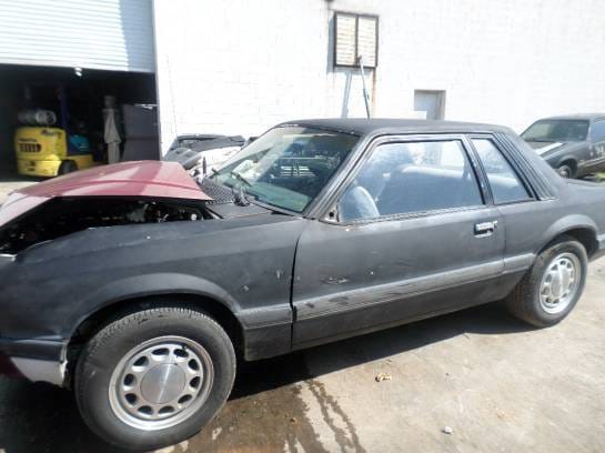 1986 Ford Mustang 2.3L  Manual Transmission  thumbnail 2