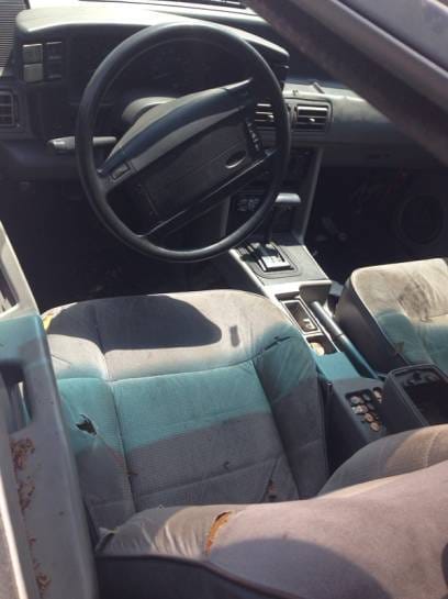 1993 Ford Mustang Automatic Hatchback thumbnail 4