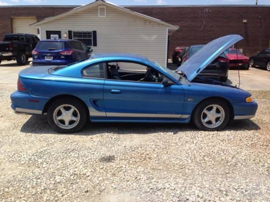 1995 Ford Mustang GT  thumbnail 2