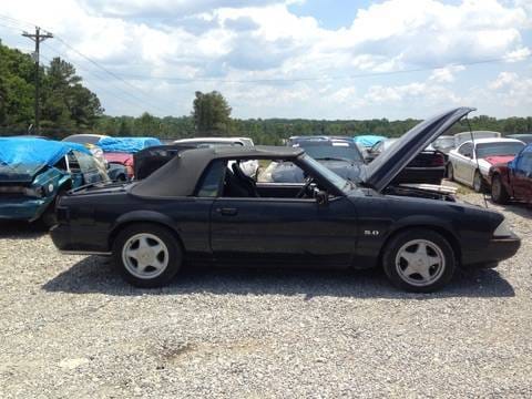 1988 Ford Mustang Convertible LX thumbnail 2