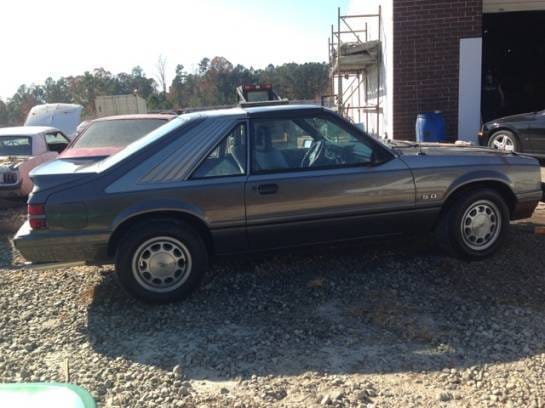 1985 Ford Mustang GT Hatchback  thumbnail 2