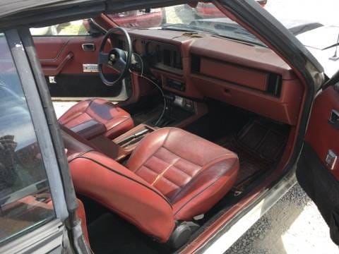 1985 Ford Mustang LX Convertible  thumbnail 6