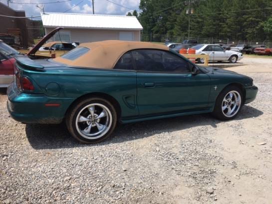 1996 Ford Mustang Convertible V6 thumbnail 2
