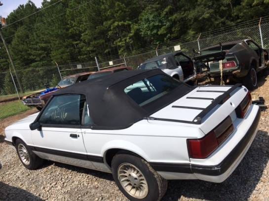 1990 Ford Mustang Convertible White thumbnail 2