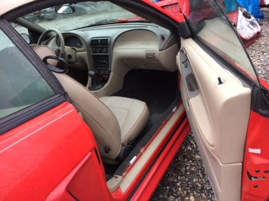 2003 Ford Mustang Convertible Red thumbnail 10