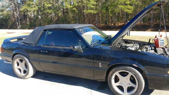 1985 Ford Mustang LX Convertible thumbnail 2