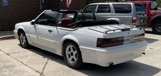 1988 Ford Mustang GT Convertible thumbnail 5