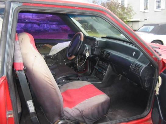 87-93 Ford Mustang Coupe 2.3 Automatic - Red
