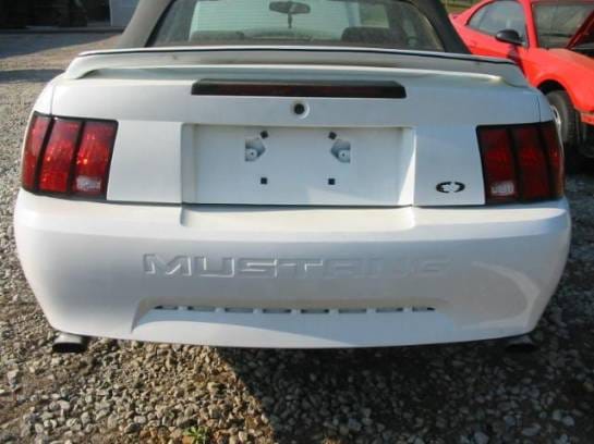 99-04 Ford Mustang Convertible 3.8 Automatic - White