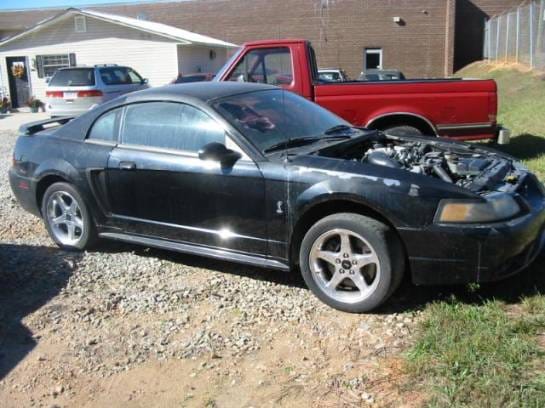 99-04 Ford Mustang Coupe 4.6 Manual - Black