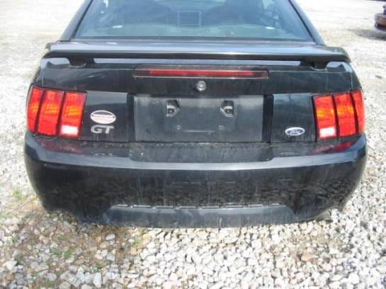 99-04 Ford Mustang Coupe 4.6 Manual - Black