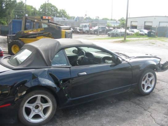 99-04 Ford Mustang Convertible 4.6 Manual - Black