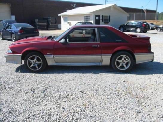 87-93 Ford Mustang Hatchback 5 Manual - Red
