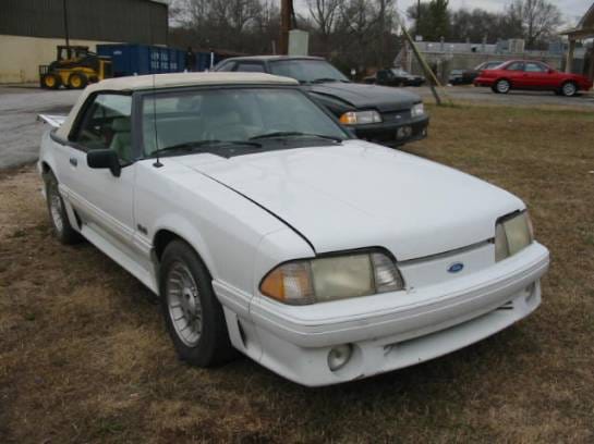 87-93 Ford Mustang Convertible 5 Automatic - White