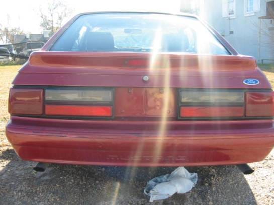87-93 Ford Mustang Hatchback 5 Manual - Red
