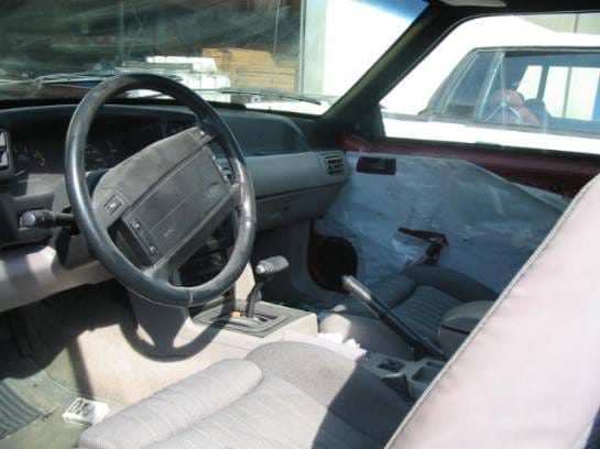 87-93 Ford Mustang Hatchback 5 Automatic - Red