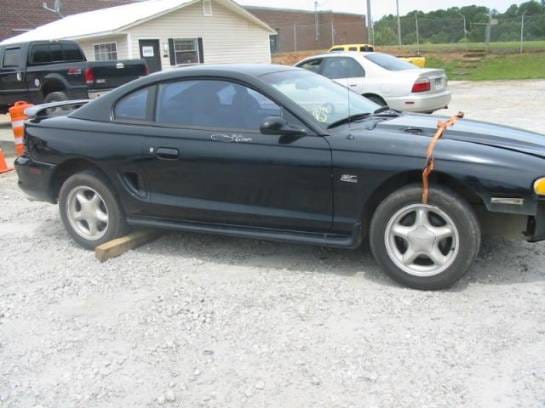 94-98 Ford Mustang Coupe 5 Manual - Black