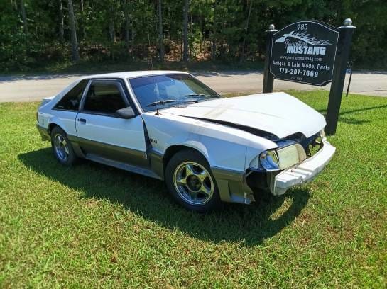 1991 mustang gt-white