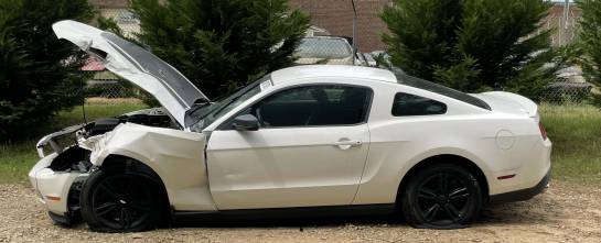 2011 Ford Mustang V6