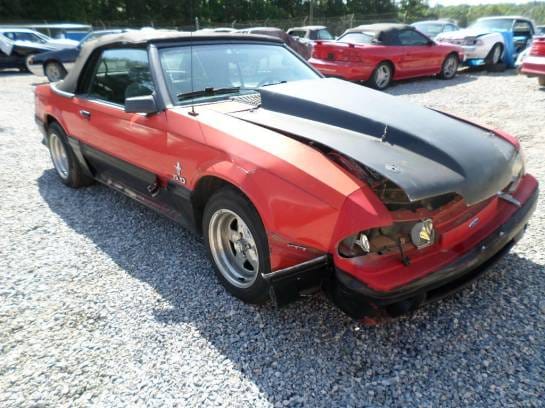 1983 Ford Mustang Convertible 5 AOD - Red