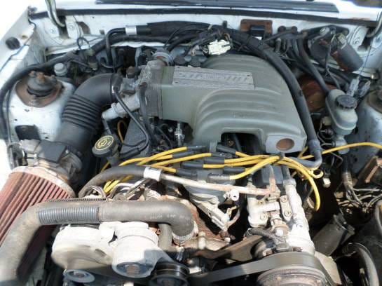 87-93 Ford Mustang Hatchback 5 Automatic - White