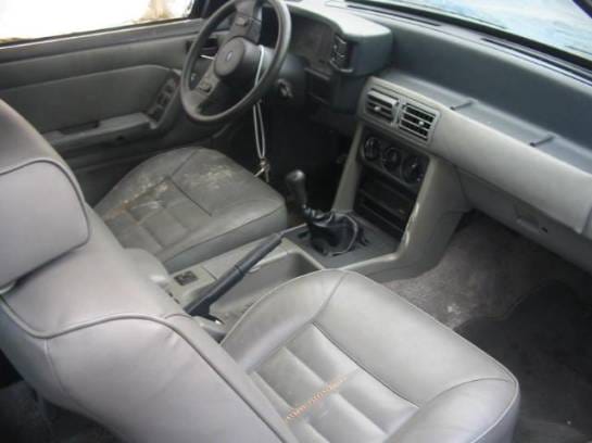87-93 Ford Mustang Hatchback 5 Manual - Black