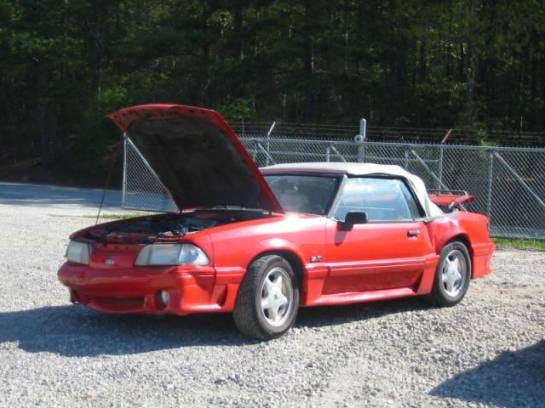 87-93 Ford Mustang Convertible 5 Automatic - Red