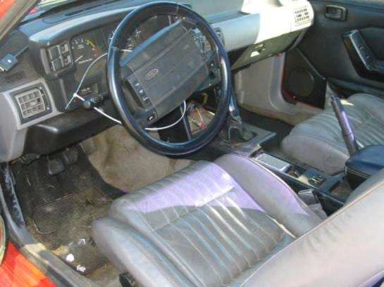 87-93 Ford Mustang Hatchback 5 Manual - Red