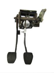 1996-1998 Brake & Clutch Pedal Assembly