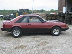 1984 Ford Mustang 5.0 - RED