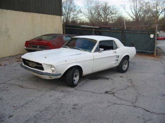 1967 Ford Mustang 302 - White - Image 1