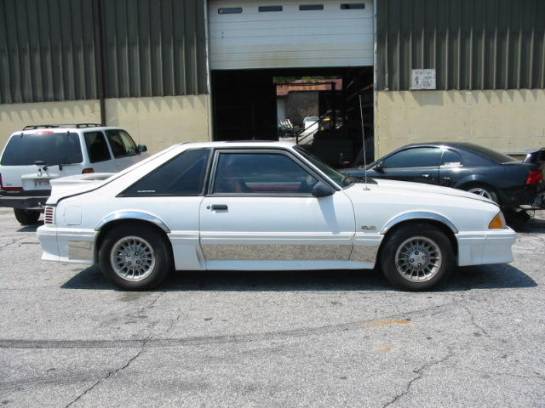 1989 Ford Mustang 5.0 T5 - White - Image 1