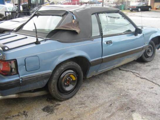 1989 Ford Mustang 5.0 HO Automatic AOD - Blue - Image 1