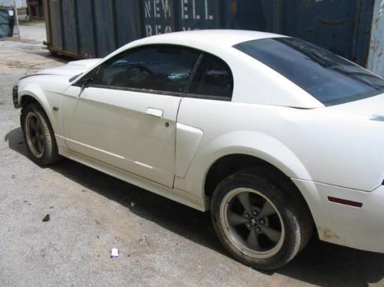 2001 Ford Mustang 4.6 AODE Automatic- White - Image 1
