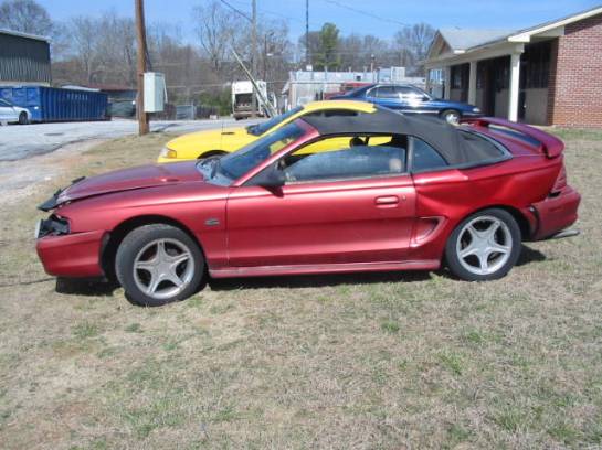 1995 Ford Mustang 5.0 Automatic - Red - Image 1