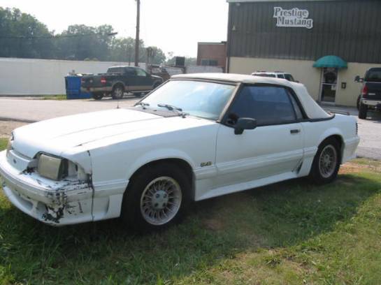 1990 Ford Mustang 5.0 Automatic - White - Image 1