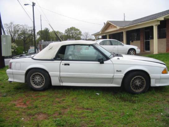 1990 Ford Mustang 5.0 HO Automatic AOD - White - Image 1